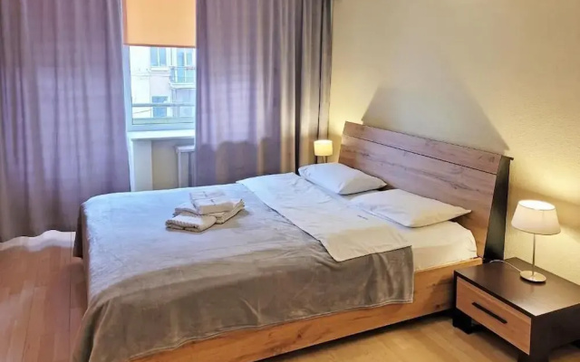 Апартаменты Home-Hotel, ул. Малая Житомирская, 10-1