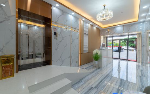 Hilongton Hotel (Shenzhen Traditional Medicine Hospital Guangmingcheng Rail Station Branch)