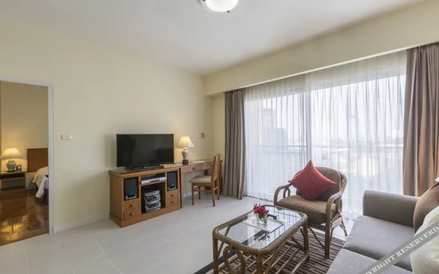 Kameo House Serviced Apartments Sriracha