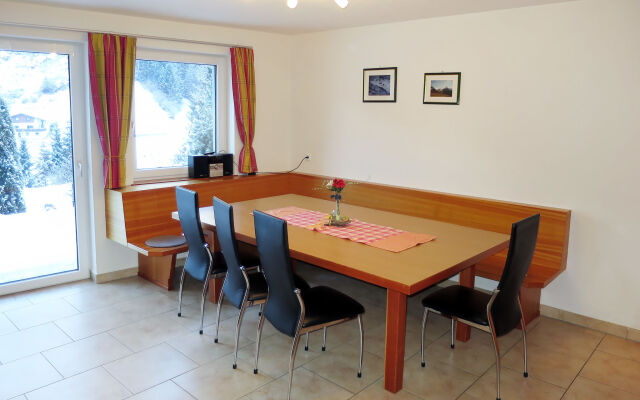 Apart Sonja (KPL648)