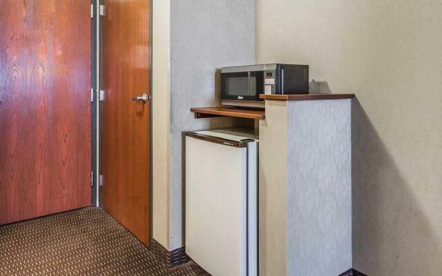 Comfort Suites Foxfire