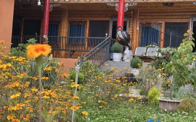 Zhuoji Shanshui Homestay – Exterior – Luguhu
