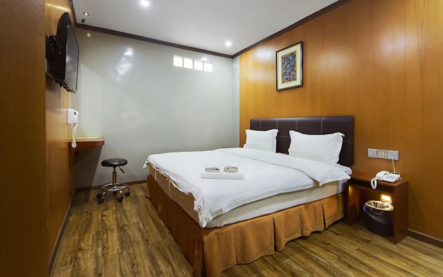 D&V guesthouse Beverly penampang