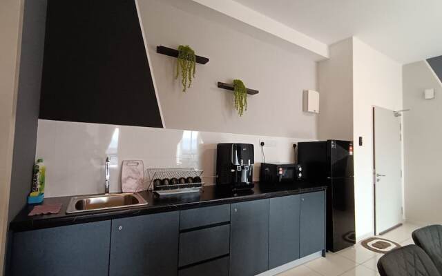 The Horizon Ipoh L15 by Grab A Stay