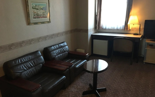 Kurume Station Hotel