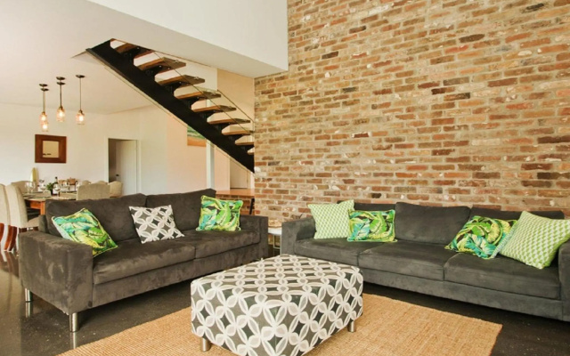 Farrant House - modern and contemporary
