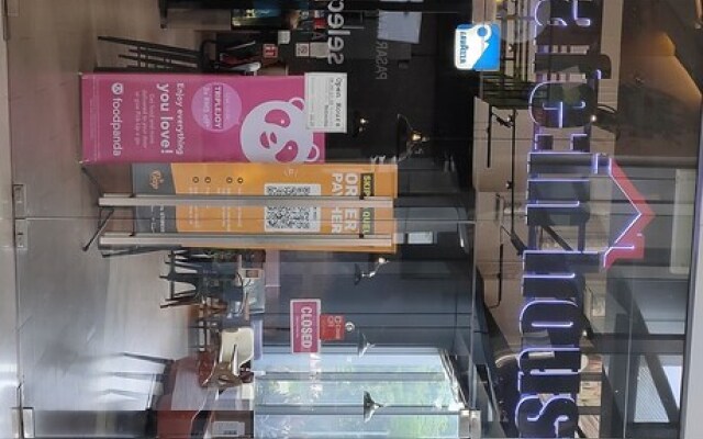 Summer Suites KLCC by Luna