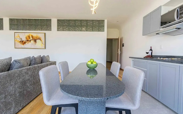 Polanco Heart Apartments by JV89
