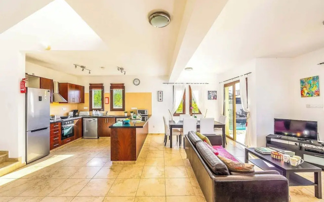 Villa Eliza