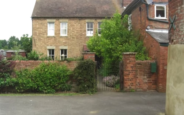 Drayton Lodge