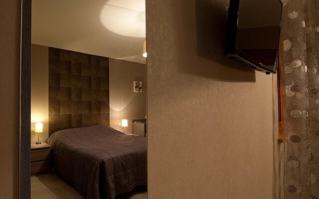 Hotel aux Deux Clefs