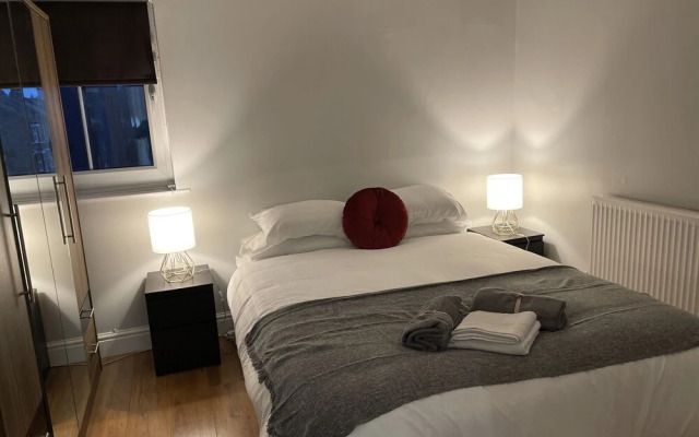 Immaculate 2-bed Apartment in London