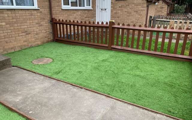 Beautiful 4-bed House in Erith