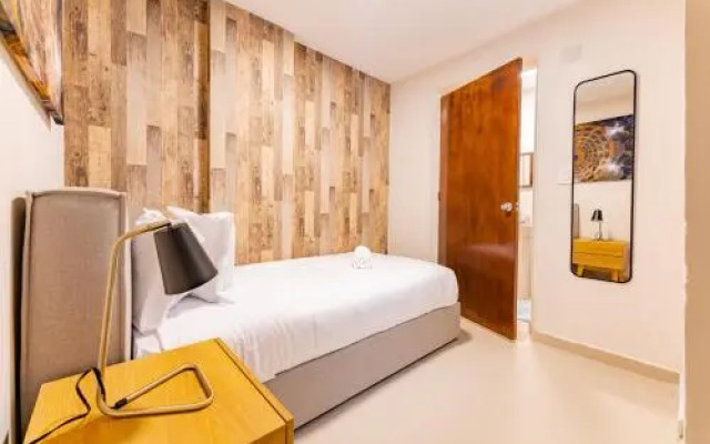 VH - Espaciosos Departamentos 3 BR Condesa NL148