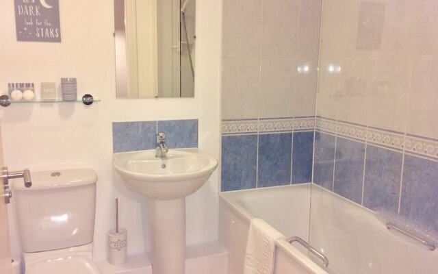 Riverside Gardens Apartment