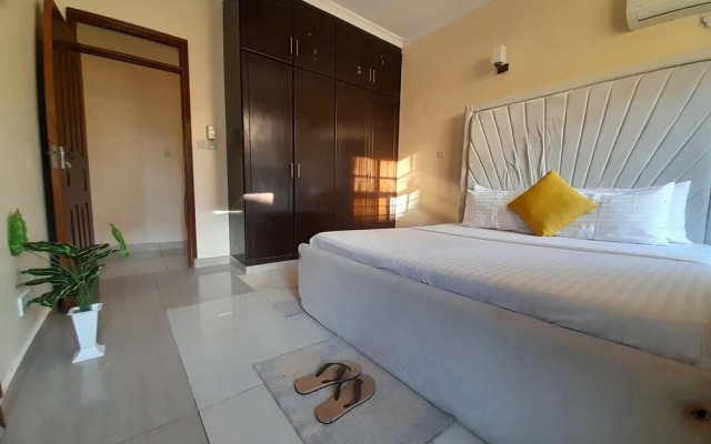 Lux Suites PK Ocean View Apartments