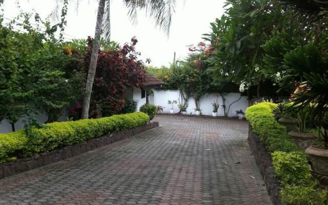 Villa Ayodele