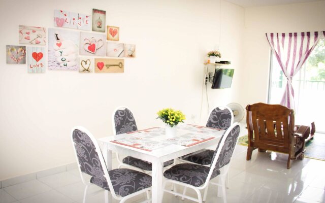 Teratak Myza Guesthouse