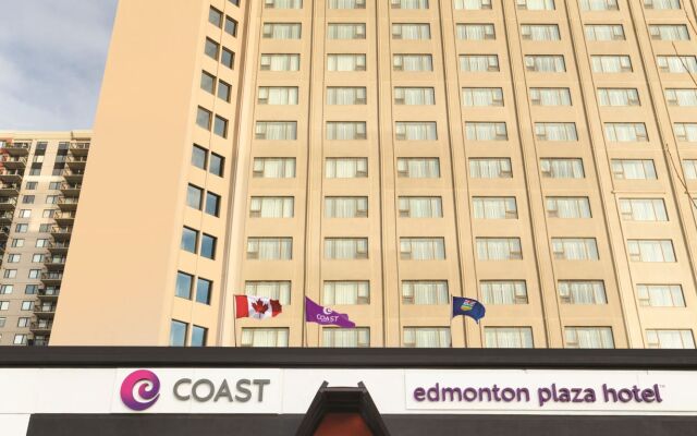 Coast Edmonton Plaza Hotel by APA