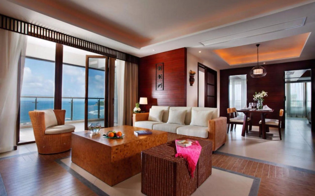 Serenity Coast Resort Sanya