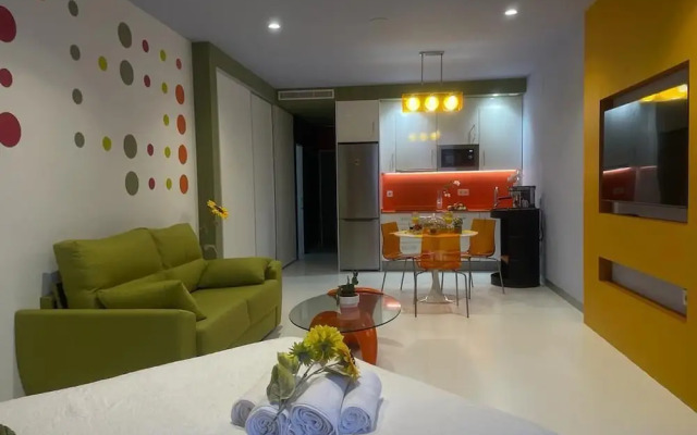 LaHola Glam Suites