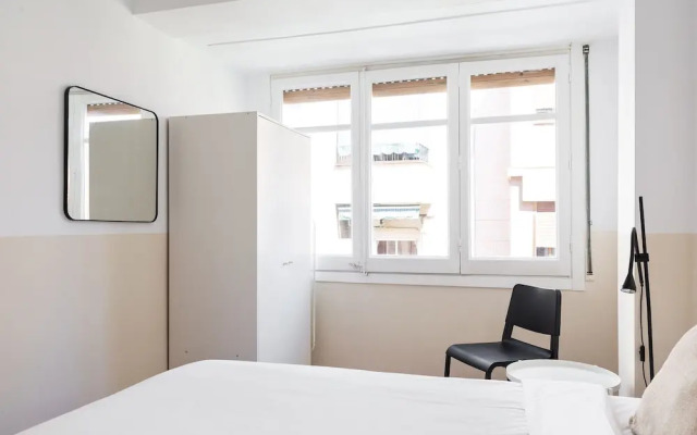 Santiago Apartments (Santiago 2.2) By Olala Homes