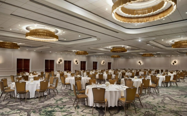 Teaneck Marriott at Glenpointe