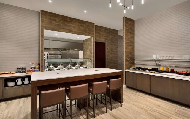 Hilton Garden Inn New York Times Square South