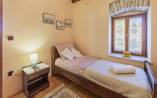 Amazing Home in Pula With 4 Bedrooms and Wifi