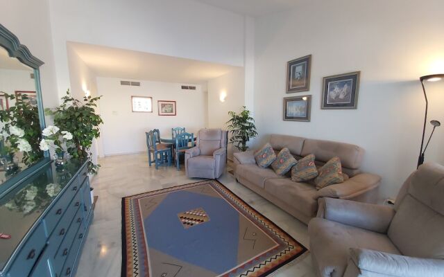 Del Parque Flats Puerto Marina Isla