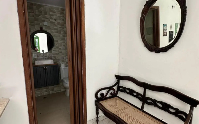 Sítio com piscina e lareira