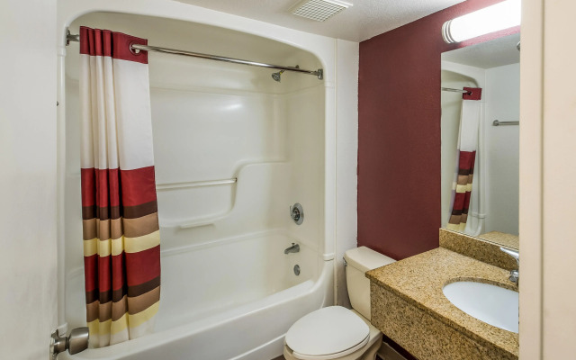 Red Roof Inn Rochester – Airport