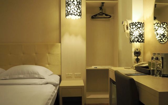 The Riverside Hotel Hengchun