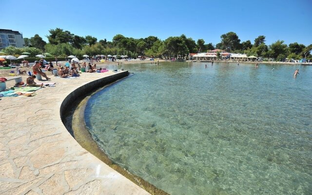 Comfortable Apartment, Zadar Borik, up To 5 Persons