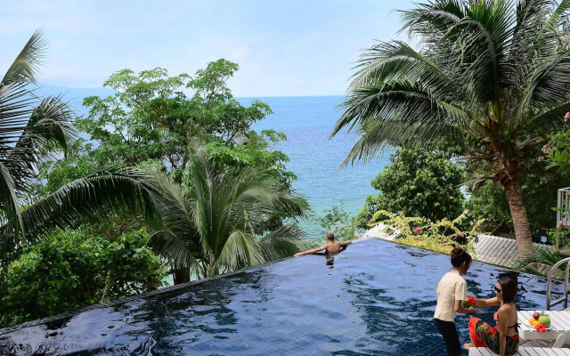 Blue Hill Resort