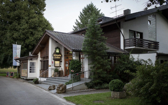 Waldgasthof zum Geländer