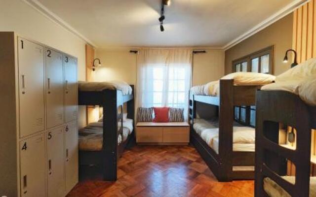 Yogi Hostel
