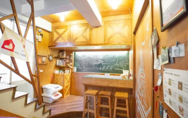Dock Inn Tainan