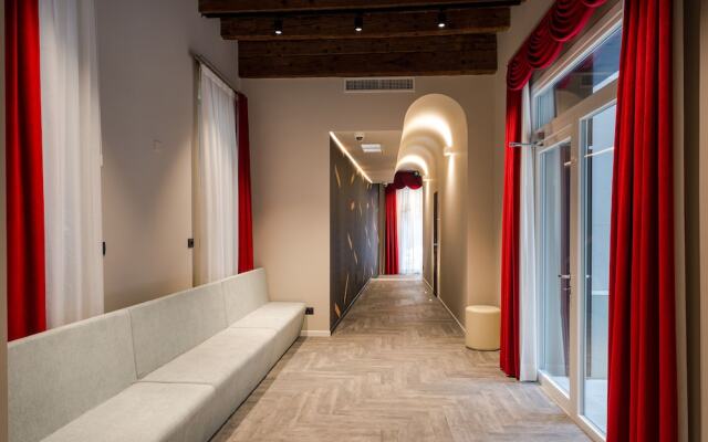 Theatrum Rooms and Apartments