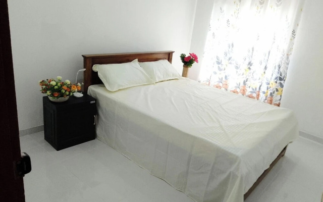 Tropical Suites