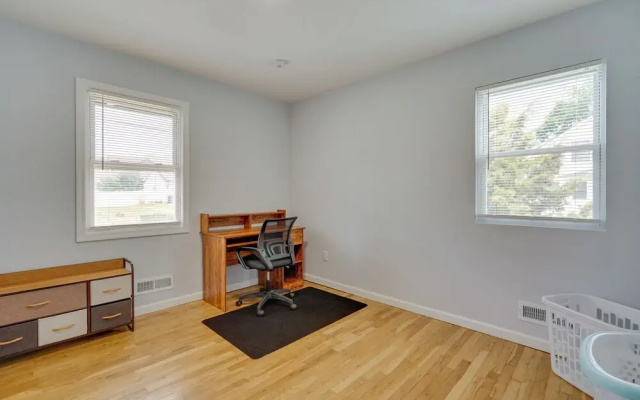 Middletown Township Home, Close to Beaches!