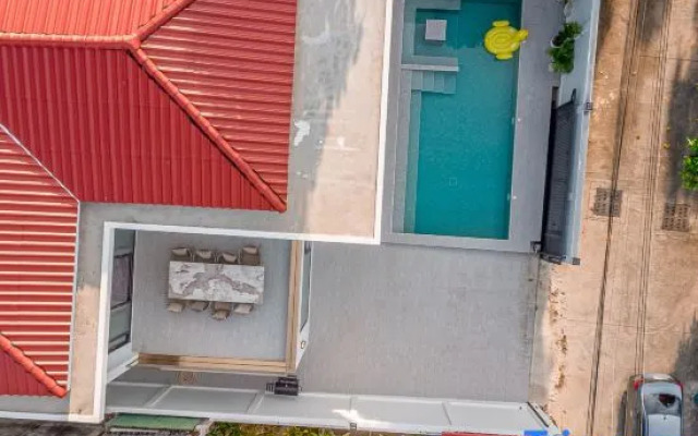 T M L-Urban 4 Bedroom-Independent Swimming Pool and Ktv