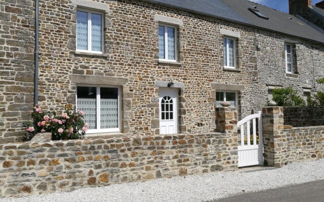 Beautifully Refurbished, Authentic Home in a Quiet Village Bordering the Coast