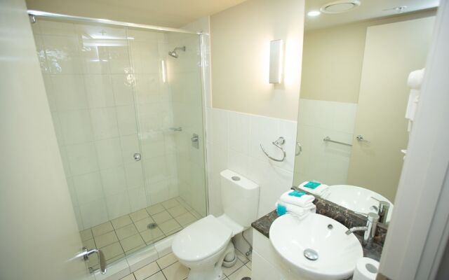 Chevron Renaissance Private Apartments