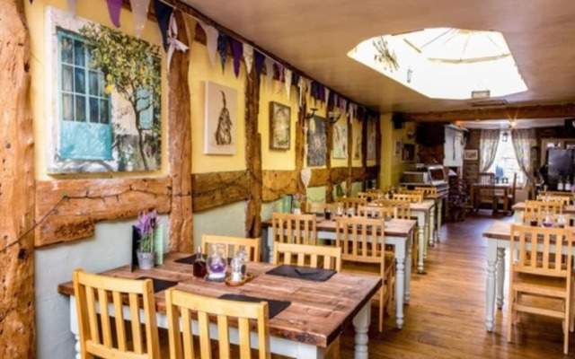 George Inn & Millingbrook Lodge