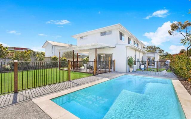 53 Northbeach Place, Mudjimba