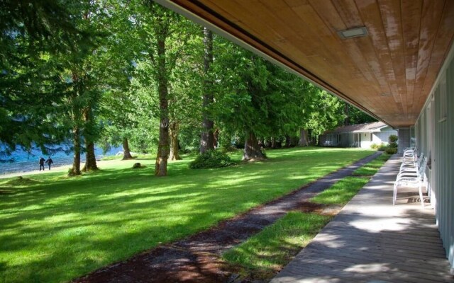 Lake Crescent Lodge