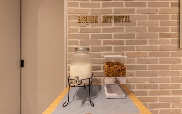 Brown-Dot Hotel Dongchon Amusement Park