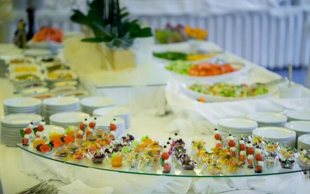 Savoy Westend Hotel