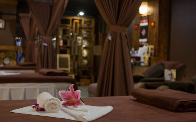 Hanoi Boutique 2